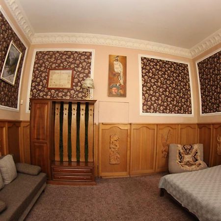 Orpheus Hostel And Apartments Odessa Exterior foto