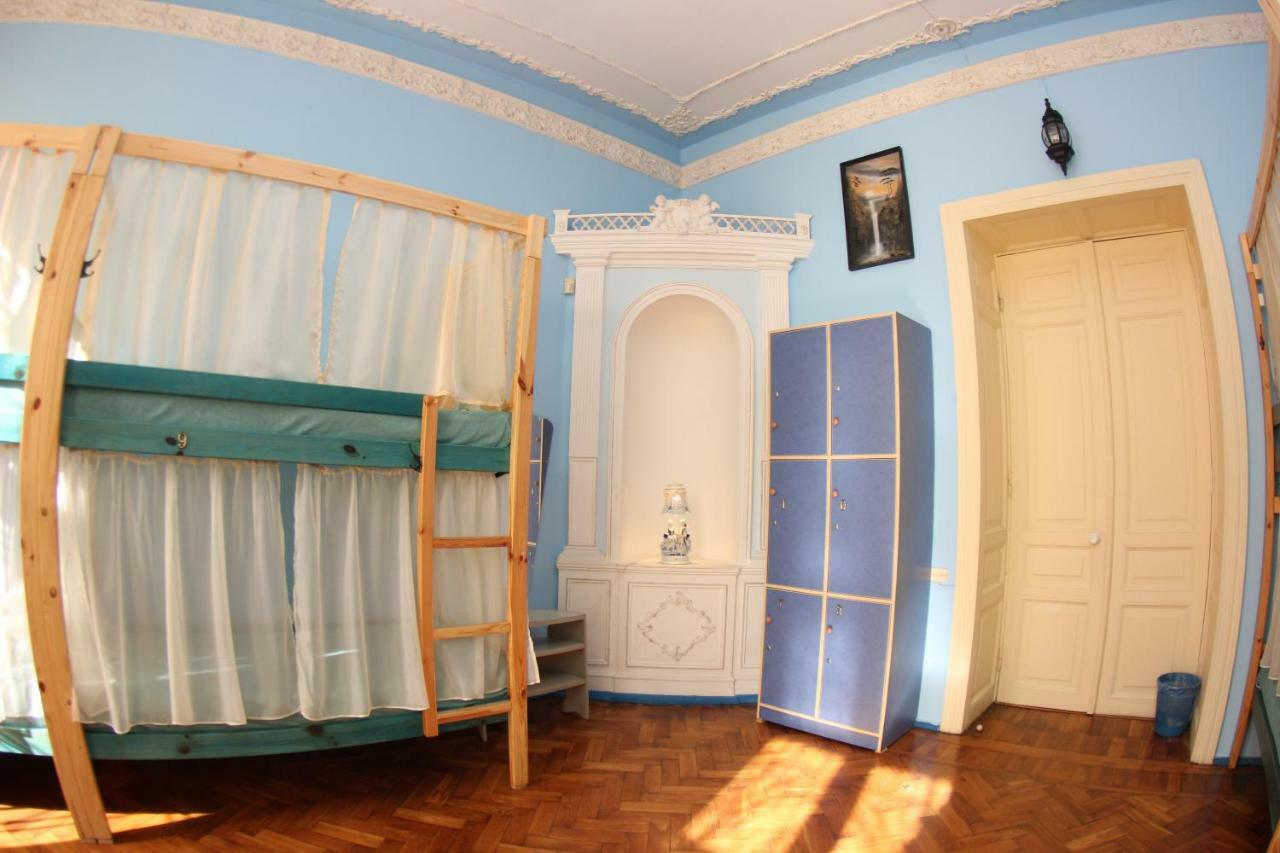 Orpheus Hostel And Apartments Odessa Exterior foto