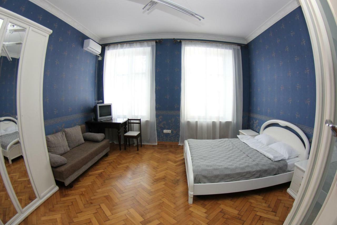 Orpheus Hostel And Apartments Odessa Exterior foto
