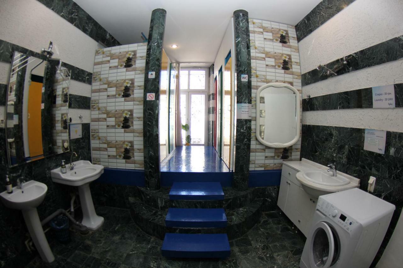 Orpheus Hostel And Apartments Odessa Exterior foto