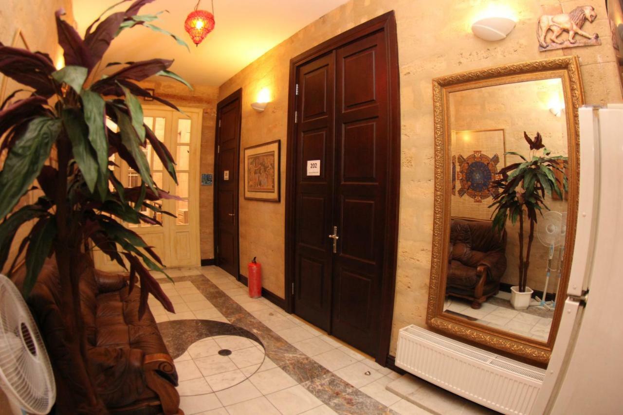 Orpheus Hostel And Apartments Odessa Exterior foto