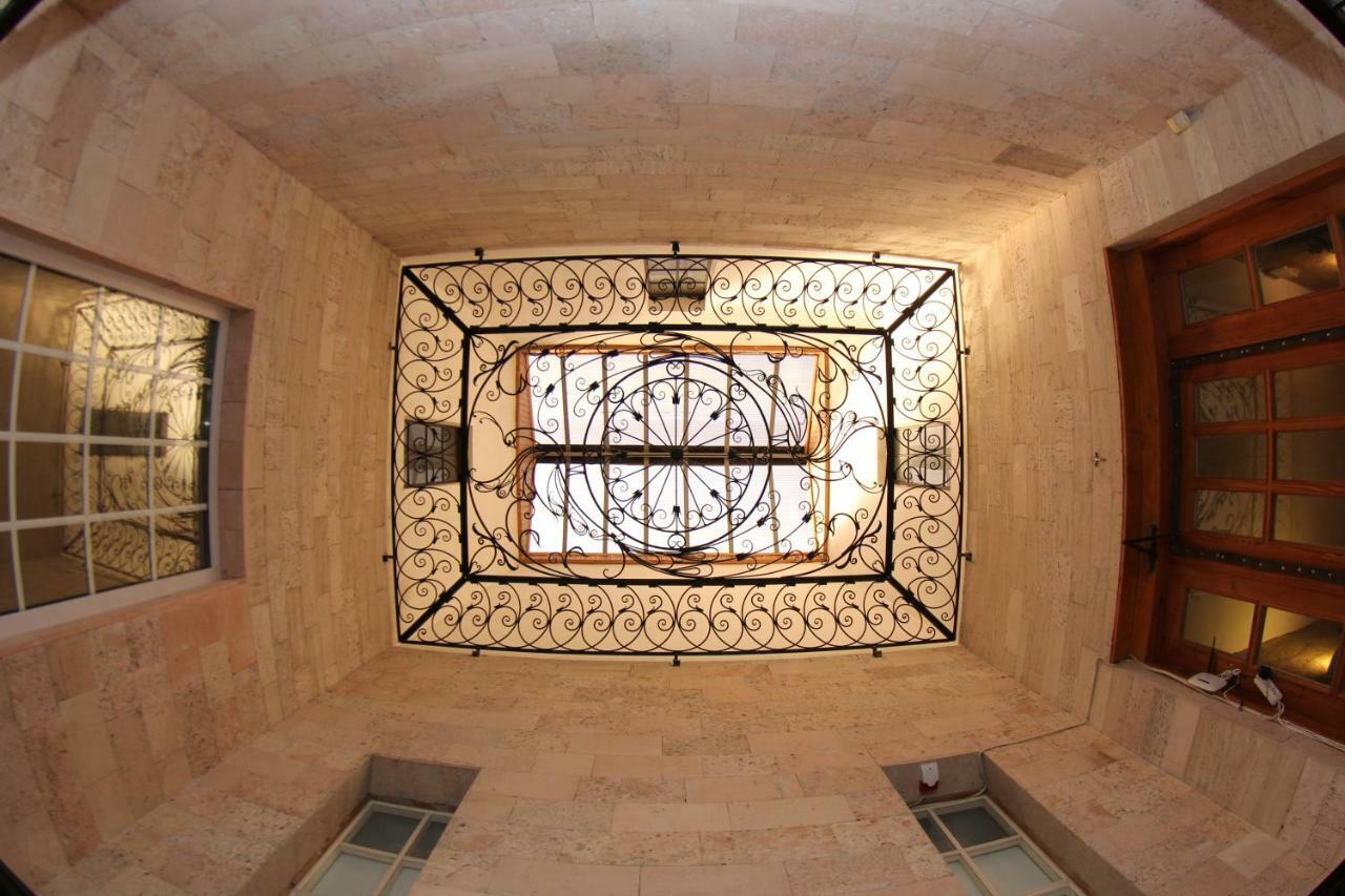 Orpheus Hostel And Apartments Odessa Exterior foto